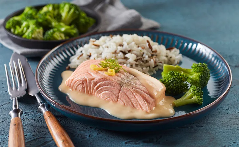 Lachsfilet in feiner Butterso&#223;e